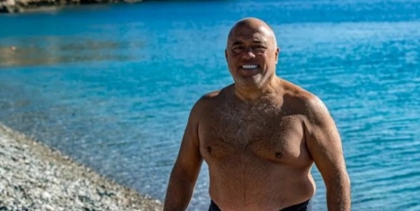 Foto - Antalya sahilinde panik! Herkes boğulduğunu sandı: Gerçek bambaşka çıktı!