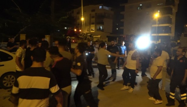 Foto - Antalya'da akıllara durgunluk veren olay! Çocukları apartmana sokup üzerlerine benzin döktü!