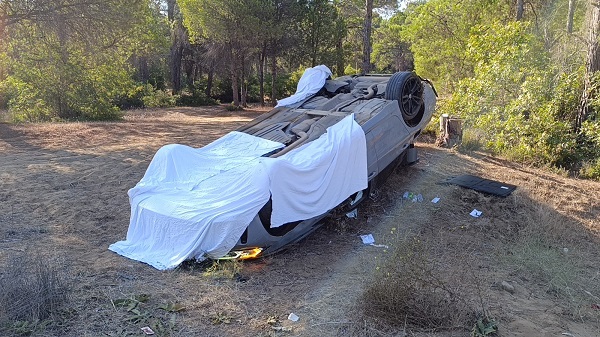 Foto - Antalya'da bir garip trafik kazası