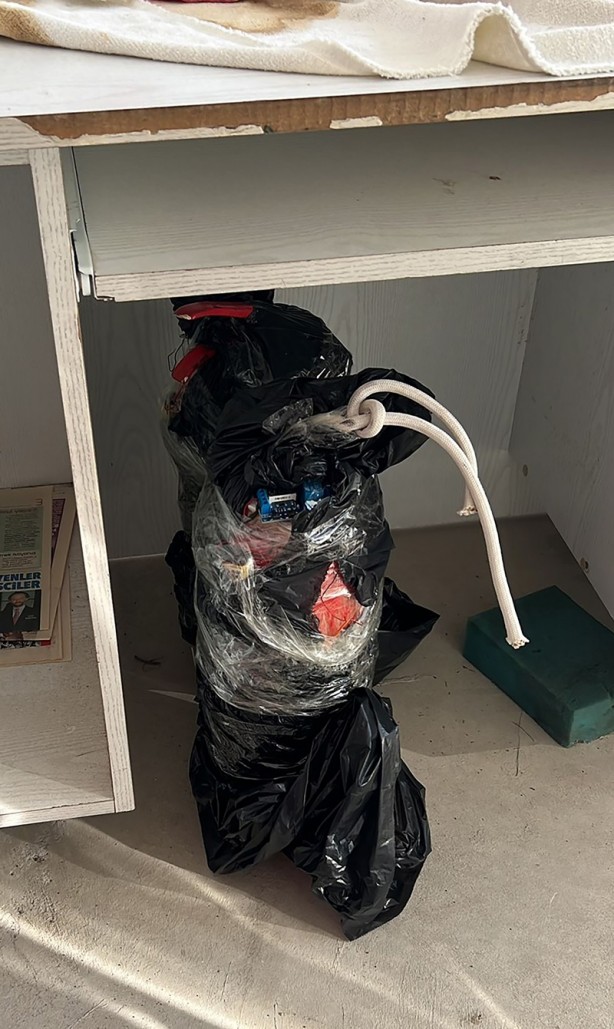 Foto - Antalya'da el yapımı patlayıcı bulundu