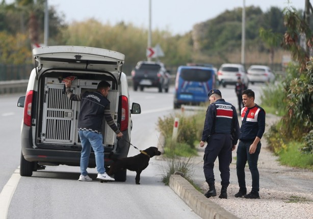 Foto - Antalya'da el yapımı patlayıcı bulundu