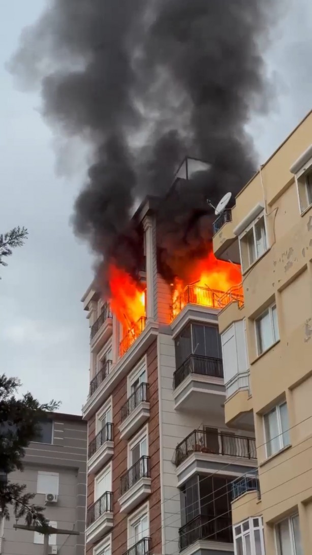 Foto - Antalya'da facia! Tartışma yaşanan evde yangın çıktı: 2 ölü