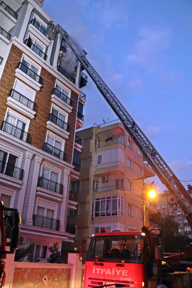 Foto - Antalya'da facia! Tartışma yaşanan evde yangın çıktı: 2 ölü