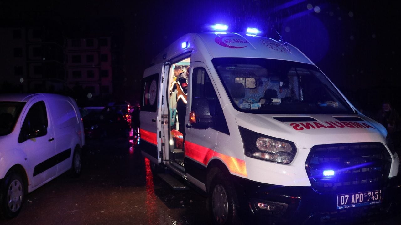 Foto - Antalya’da hortum şantiyeyi vurdu: 4 işçi öldü, 1 işçi yaralandı