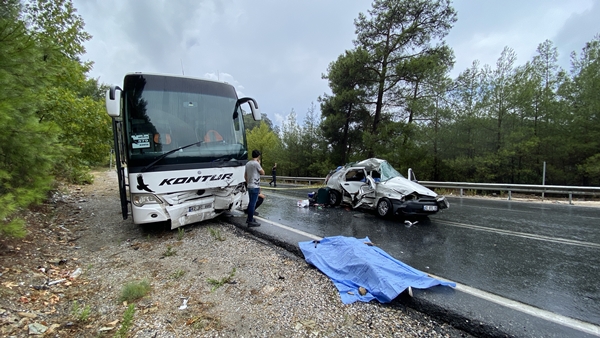 Foto - Antalya'da korkunç kaza!