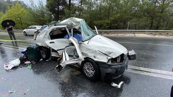Foto - Antalya'da korkunç kaza!