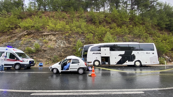 Foto - Antalya'da korkunç kaza!