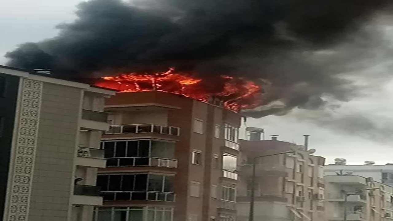 Antalya'da korkutan yangın! Dubleks daire küle döndü, kundaklama şüphesi ortalığı karıştırdı
