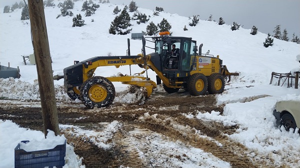 Foto - Antalya'da nisan ayında karla mücadele çalışması