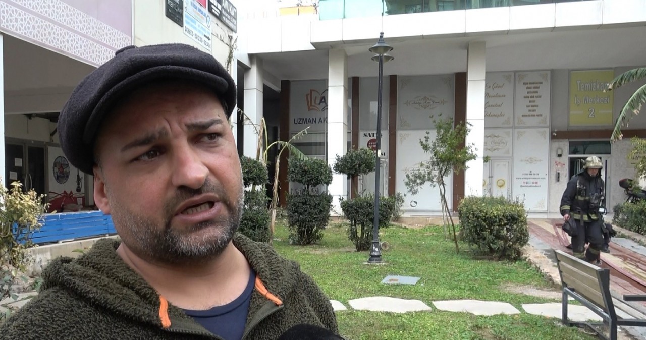 Foto - Antalya'da ofis yangını! Mal kaybı büyük