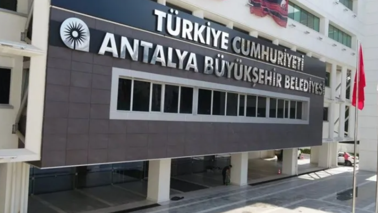 Foto - Antalya’da rüşvet skandalı! Milyonlar siyah poşetlerde bürokratlara taşındı