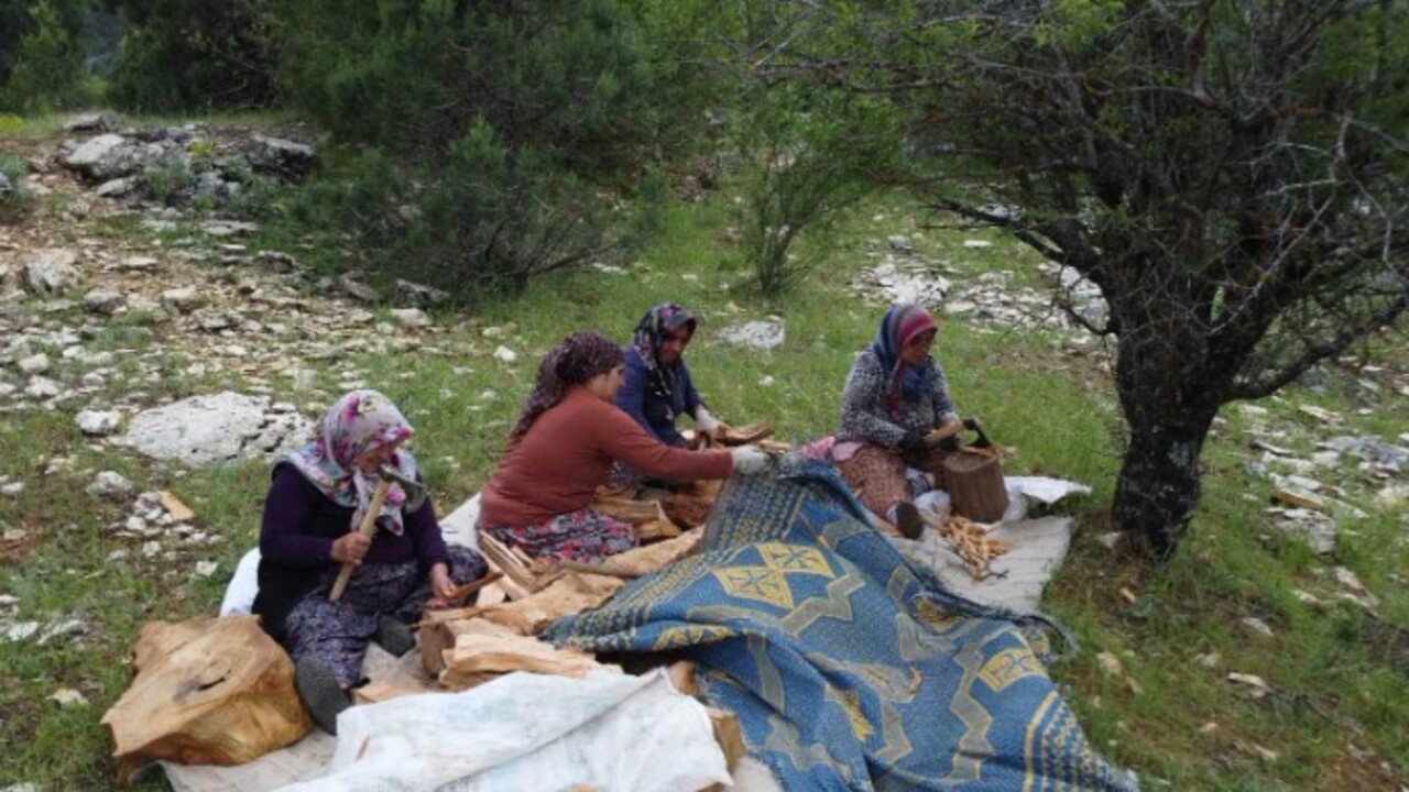 Foto - Antalya’da şaşırtan gelenek! Toprağa gömüp 3 saatte bir kontrol ediyorlar