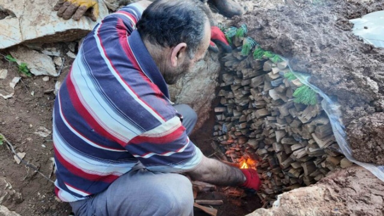 Foto - Antalya’da şaşırtan gelenek! Toprağa gömüp 3 saatte bir kontrol ediyorlar