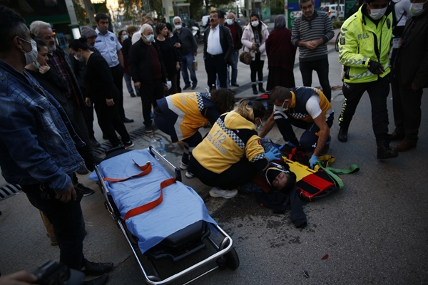 Foto - Antalya'da trafik kazası: Yaralılar var