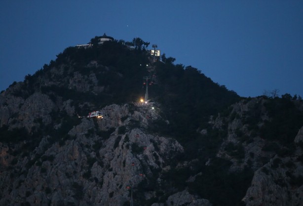 Foto - Antalya’daki teleferik kazası sonrası filmleri aratmayan kurtarma operasyonu!