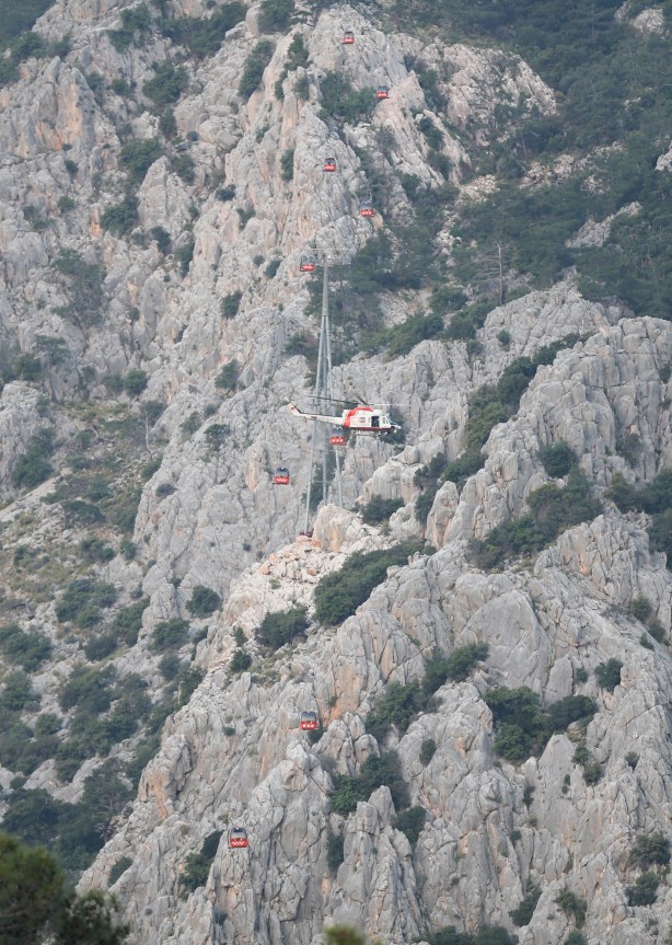 Foto - Antalya’daki teleferik kazası sonrası filmleri aratmayan kurtarma operasyonu!