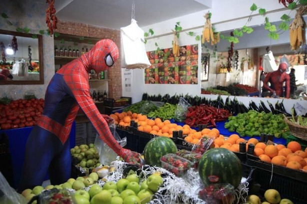 Foto - Antalyalı "Örümcek Adam" yaşlıların da "kahramanı" oldu