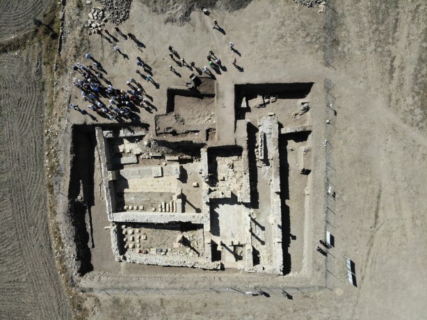 Foto - Antik Kentte Anadolu’nun tarihini değiştirecek keşifler! Dünyaca ünlü arkeologlar o ilimizde toplandı