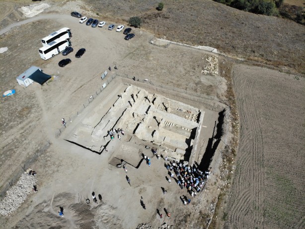Foto - Antik Kentte Anadolu’nun tarihini değiştirecek keşifler! Dünyaca ünlü arkeologlar o ilimizde toplandı