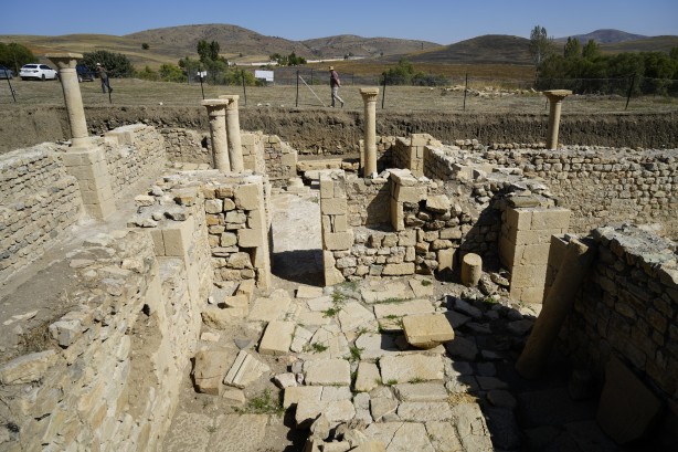Foto - Antik Kentte Anadolu’nun tarihini değiştirecek keşifler! Dünyaca ünlü arkeologlar o ilimizde toplandı