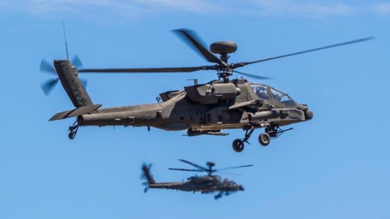 Apache heikopteri Spike NLOS füzelerini ateşledi - Yeni Akit