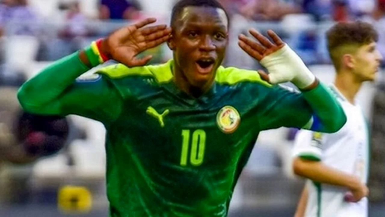 Foto - Apar topar karar alındı ve Fenerbahçe bombayı patlattı! Yeni transfer İstanbul'a geldi