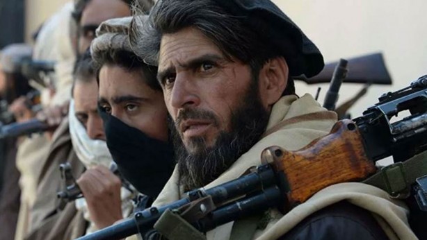 Foto - Apar topar ülkeden kaçırıldı! Taliban'dan İran'a uyarı