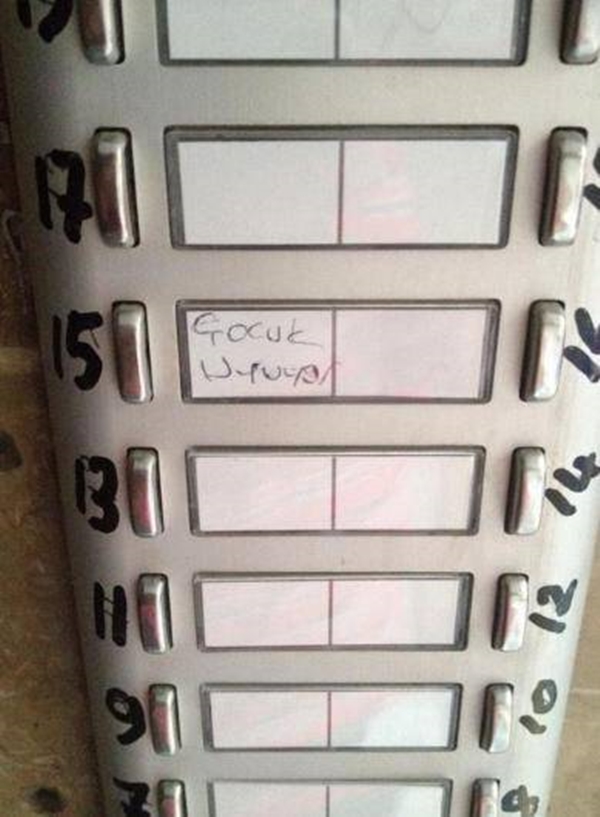 Foto - Apartmanlara asılan güldüren yazılar