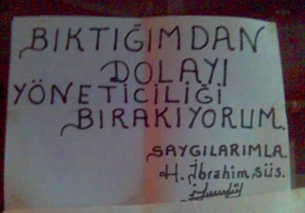 Foto - Apartmanlara asılan güldüren yazılar