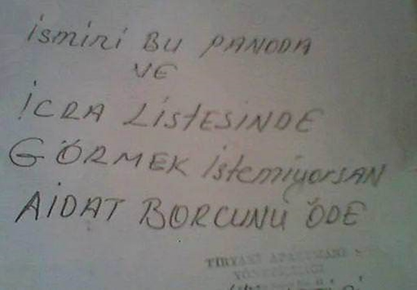 Foto - Apartmanlara asılan güldüren yazılar