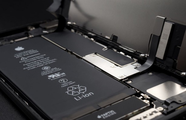 Foto - Apple 2023'ün ilk zammını yaptı