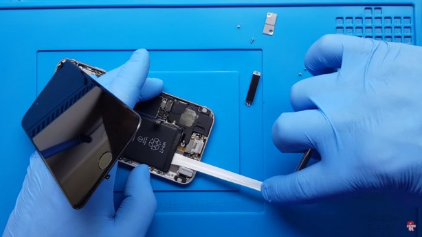 Foto - Apple 2023'ün ilk zammını yaptı