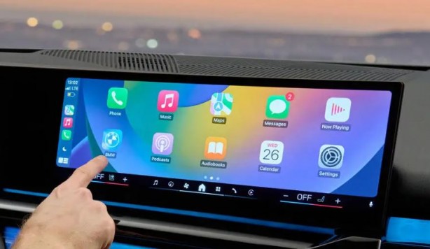 Apple CarPlay hayal kırıklığına uğrattı