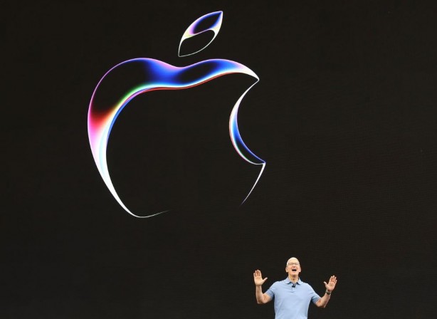 Apple en değerli şirket oldu! Altın değerinde bir hamle yaptılar