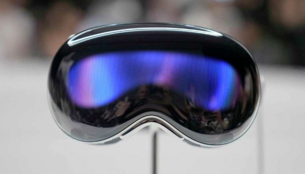 Foto - Apple, iPhone’u Vision Pro’ya çevirecek