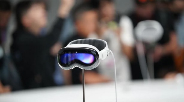 Foto - Apple ne yaparsa Huawei eksik kalmıyor