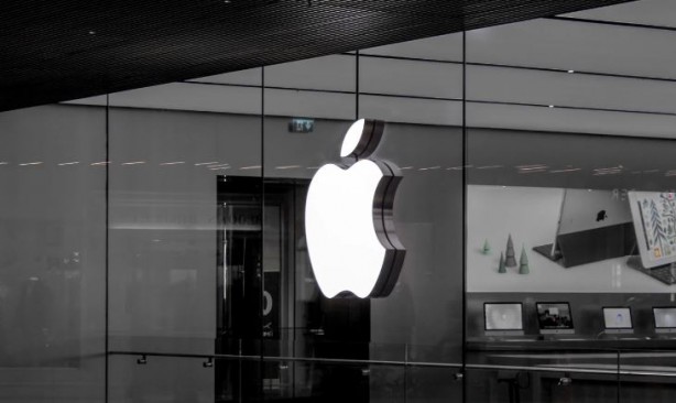 Foto - Apple uyardı: Sosyal medyadan yazmayın