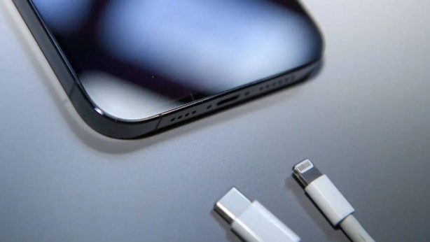 Foto - Apple uyarılara rağmen bildiğini okudu