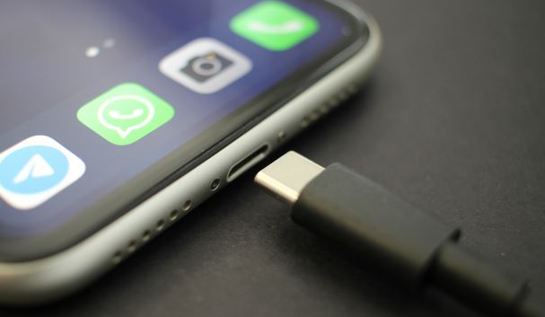 Foto - Apple uyarılara rağmen bildiğini okudu