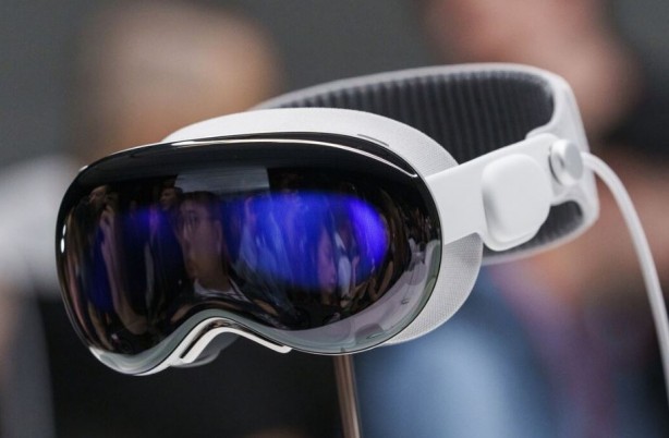 Foto - Apple'da hayal kırıklığı! Vision Pro satışları çakıldı