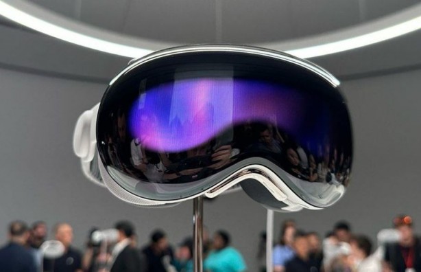 Foto - Apple'da hayal kırıklığı! Vision Pro satışları çakıldı