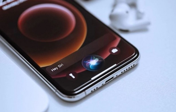 Foto - Apple'dan beklenmedik hamle! Siri’ye dedikodu özelliği geliyor