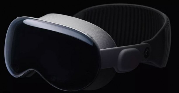 Foto - Apple'dan büyük başarı! Binlerce Vision Pro sattı