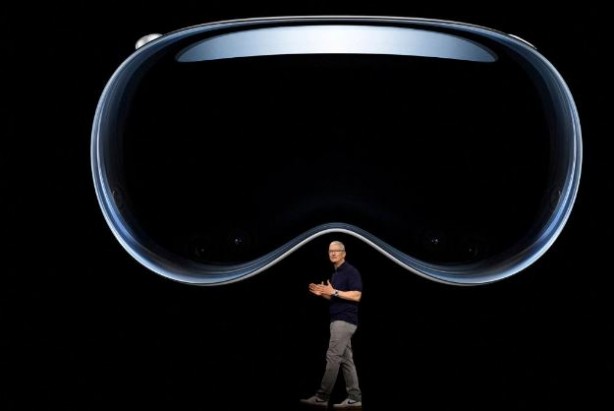 Foto - Apple'dan büyük başarı! Binlerce Vision Pro sattı
