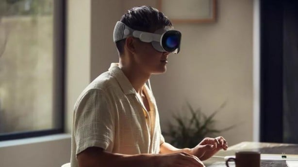 Apple'dan büyük başarı! Binlerce Vision Pro sattı