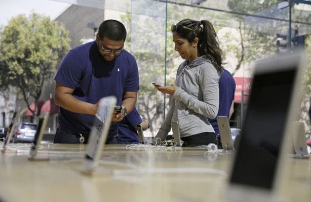 Foto - Apple'dan iPhone kullanıcılarına kötü haber!