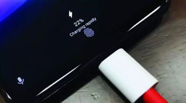 Apple'dan şarj uyarısı! iPhone’u bu şekilde şarj etmeyin