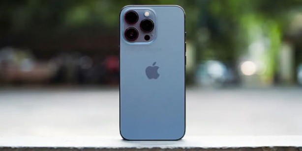 Foto - Apple'dan zırhlı telefon geliyor! Düştüğünü anlıyor