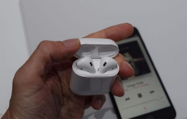 Foto - Apple'ın başı Airpods ile dertte