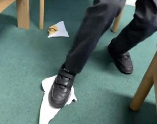 Foto - Apple'ın emojisi 10 yaşındaki çocuğun kabusu oldu: Değiştirmeleri için harekete geçti!